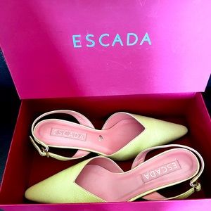 Escada woman’s kitten heel shoe